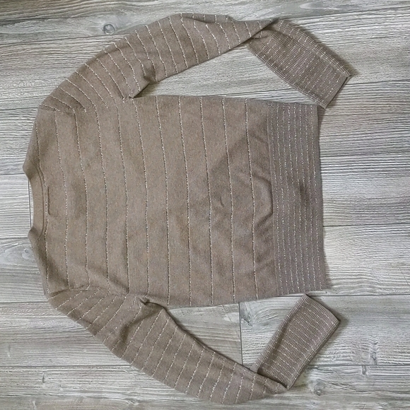 LAST CHANCE! American Eagle Striped Cardigan - Picture 5 of 5